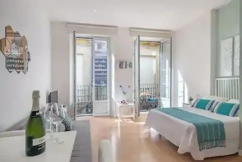 Admiral City Studio Málaga 0*,  Espanha